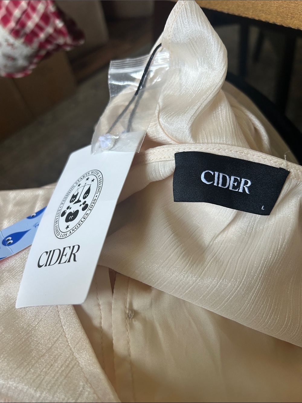 NWT CIDER ROUND NECKLINE RUFFLE HEM BLOUSE - Picture 14 of 15